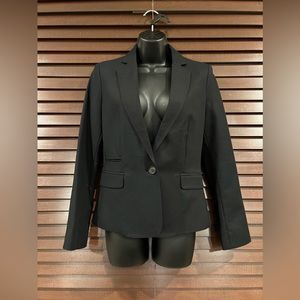 NWOT Mango black fitted blazer size 4 (S)